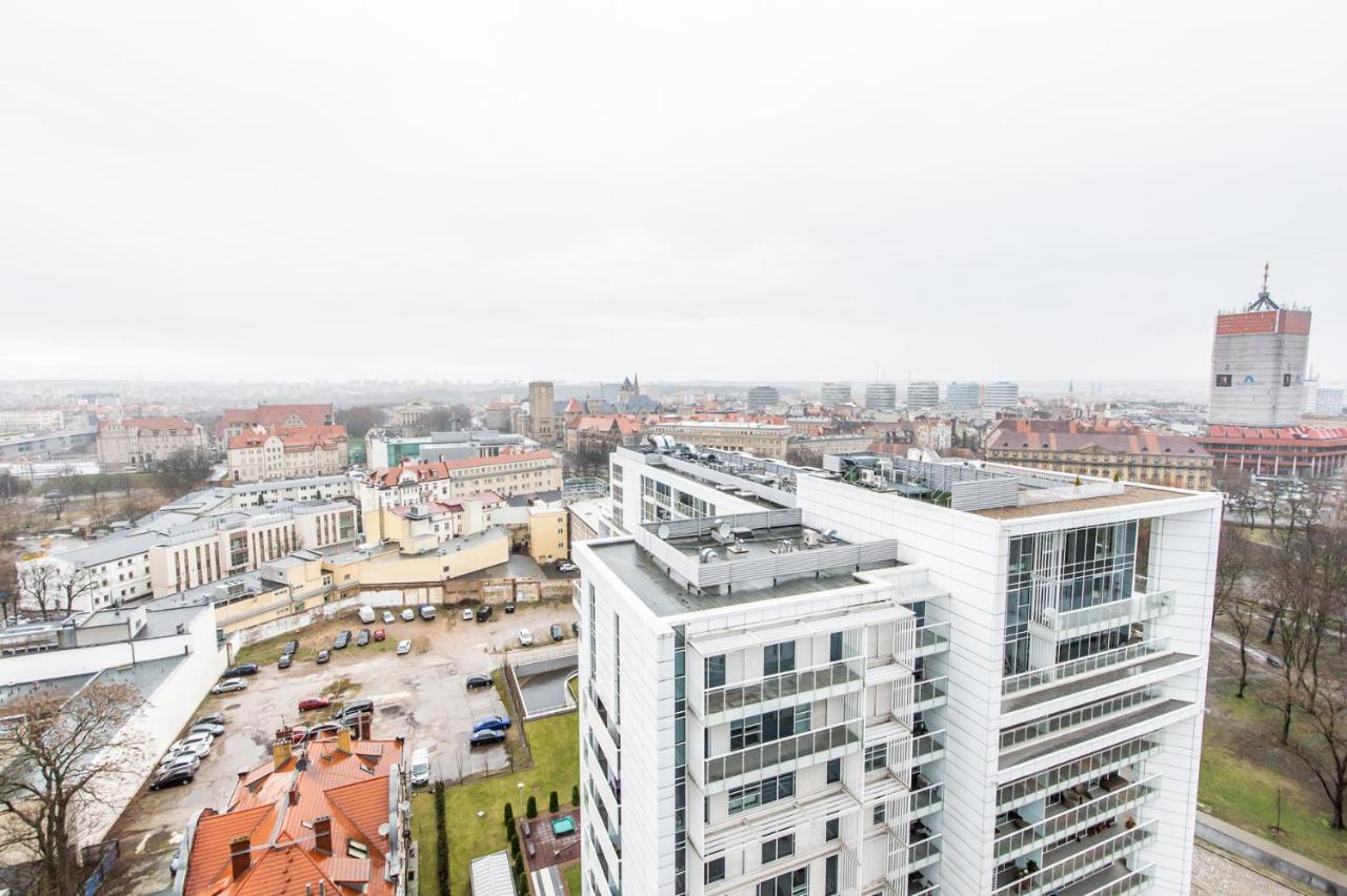 Super-Apartamenty International Fair Познань Экстерьер фото