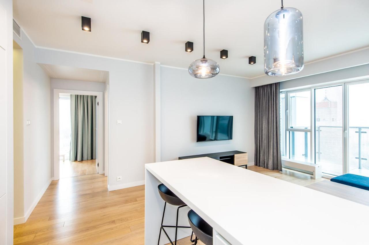 Super-Apartamenty International Fair Познань Экстерьер фото
