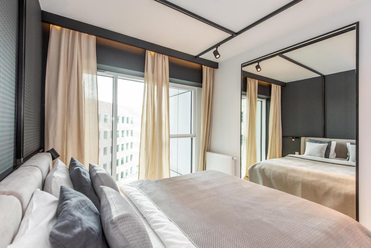 Super-Apartamenty International Fair Познань Экстерьер фото