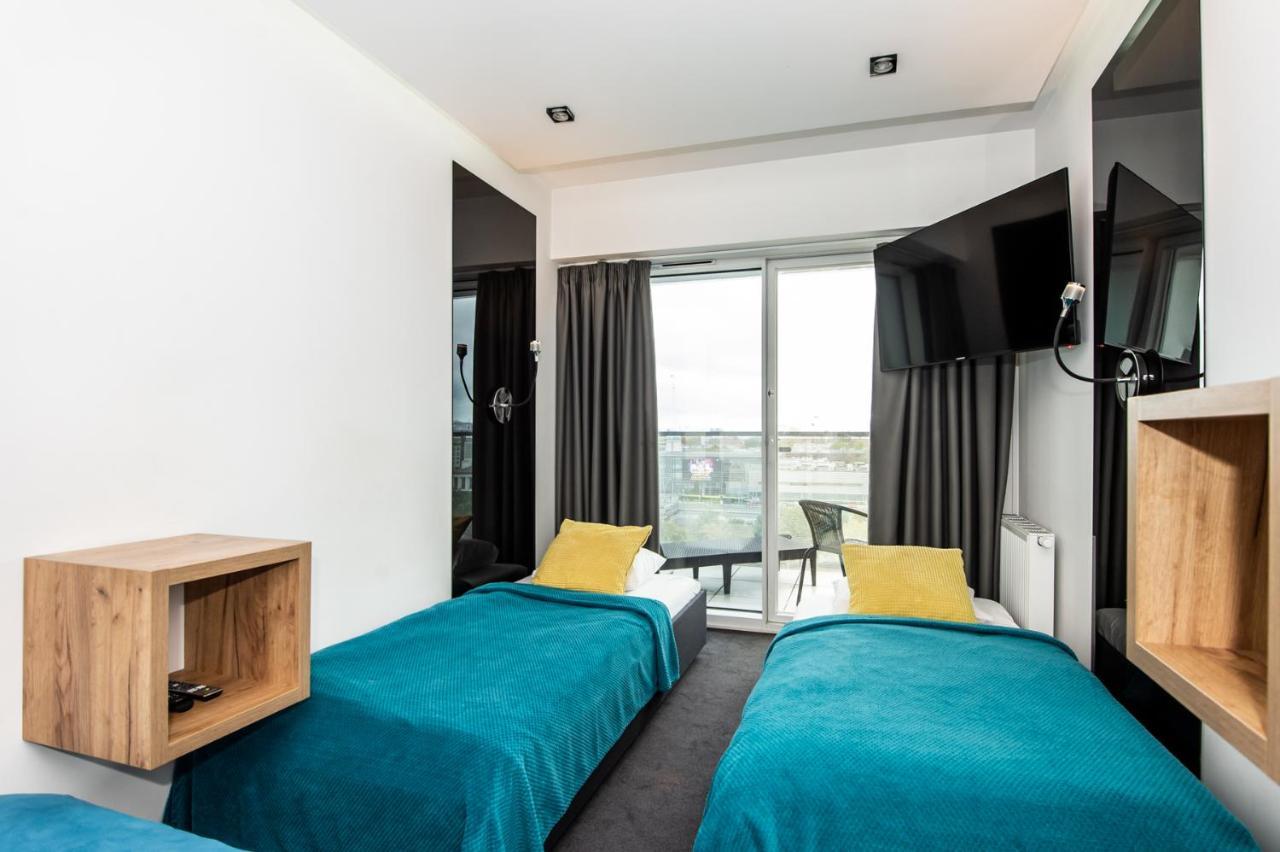 Super-Apartamenty International Fair Познань Экстерьер фото
