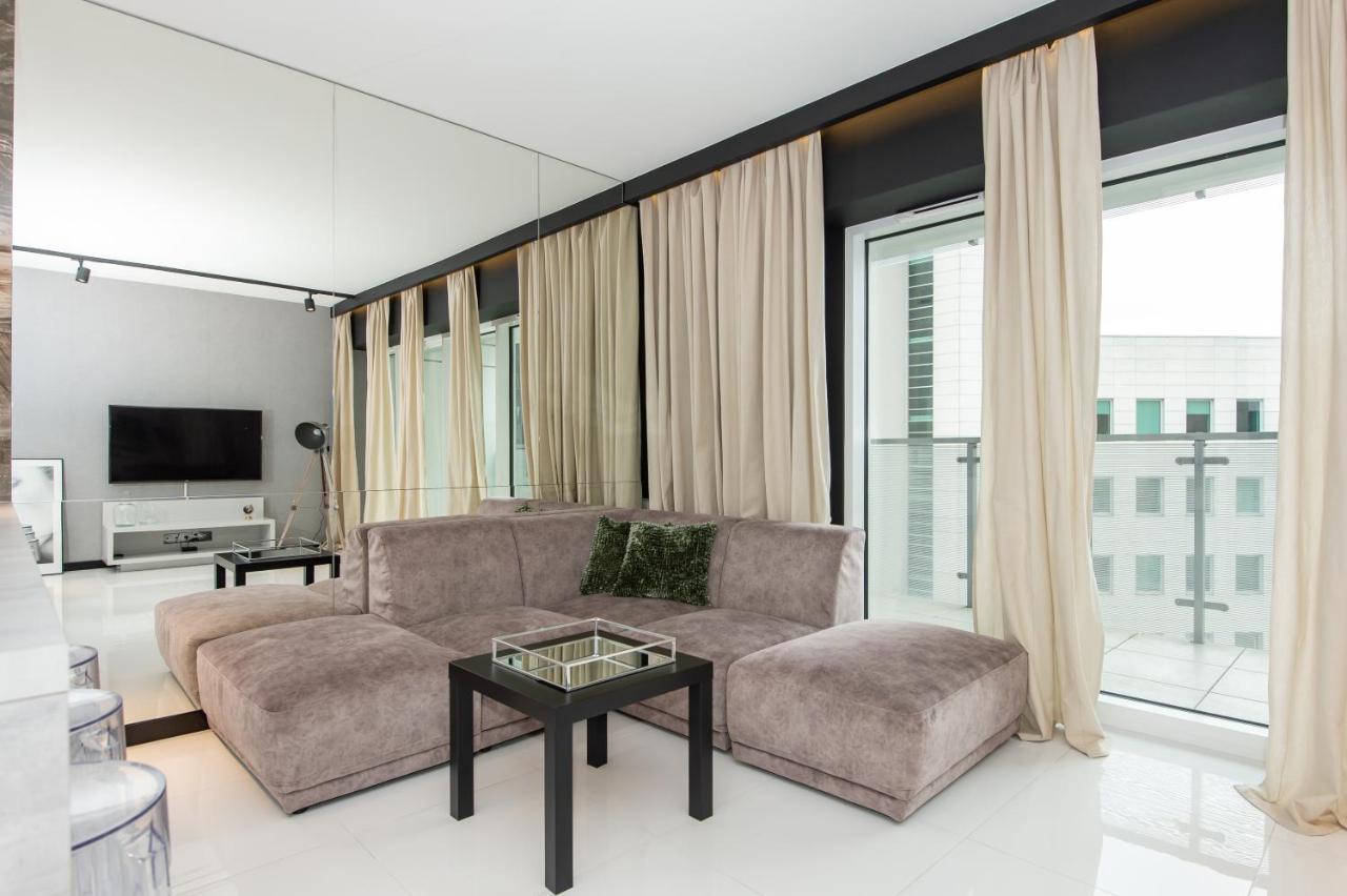 Super-Apartamenty International Fair Познань Экстерьер фото