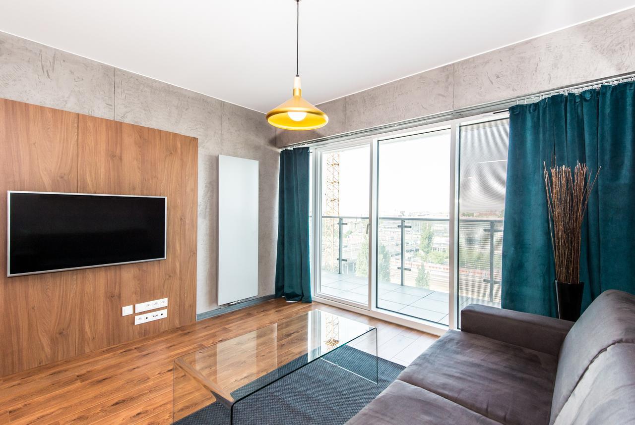 Super-Apartamenty International Fair Познань Экстерьер фото