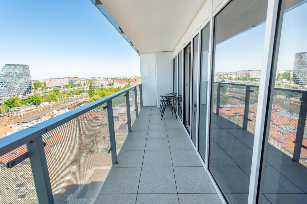 Super-Apartamenty International Fair Познань Экстерьер фото